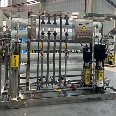 Doppia fase video di uscita-ispezione fornito 4 tonnellate di osmosi inversa macchina di desalinizzazione dell'acqua