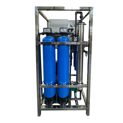 Impianto di depurazione dell'acqua potabile a osmosi inversa a singolo stadio da 300L con sistema UV per l'industria alimentare