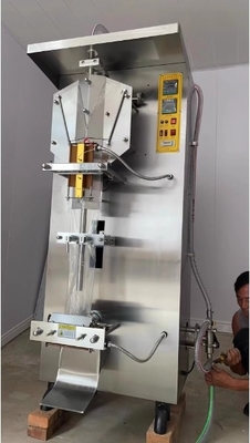 Macchina di confezionamento di sacchetti di acqua minerale per alimenti completamente automatica